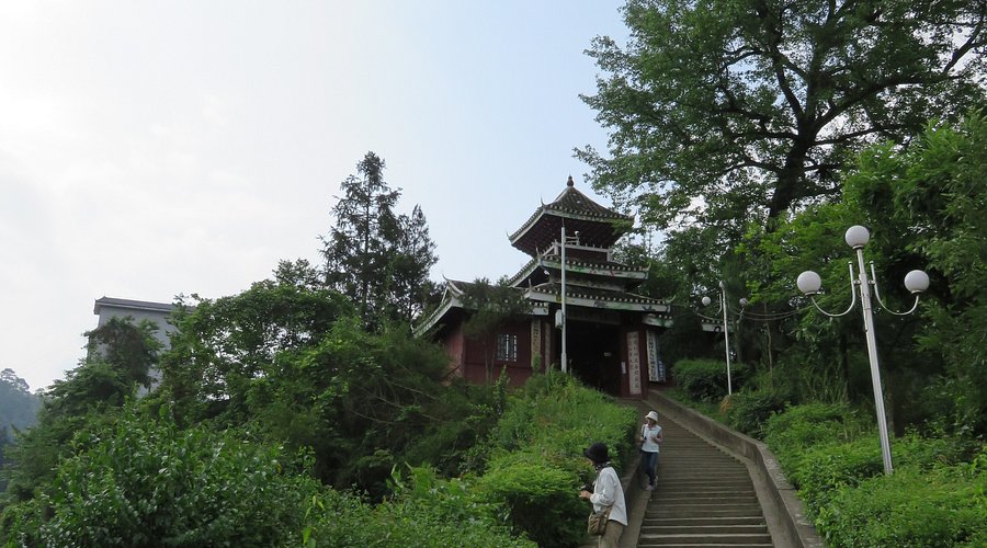A scenic view of Qiandongnan Diping Fengyuqiao