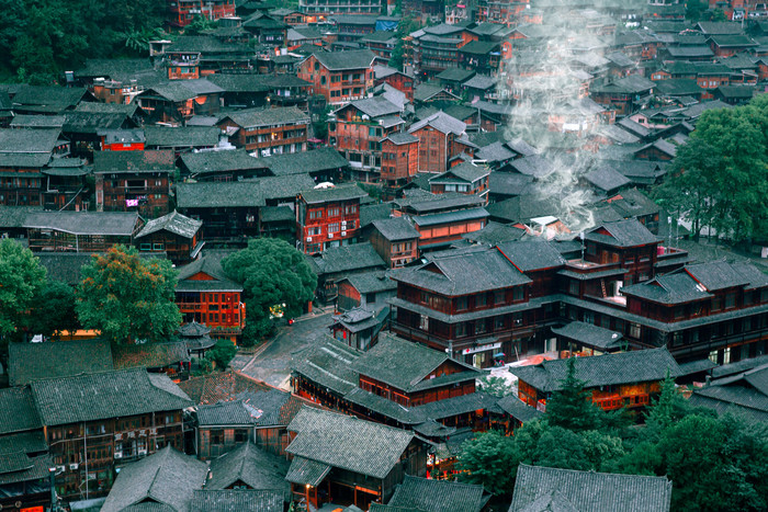 A scenic view of Qiandongnan Feiyunya Gujianzhuqun