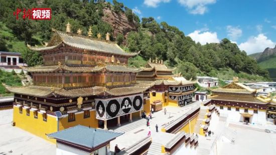 A scenic view of Qingyang Jiaozhachuan Wanfota