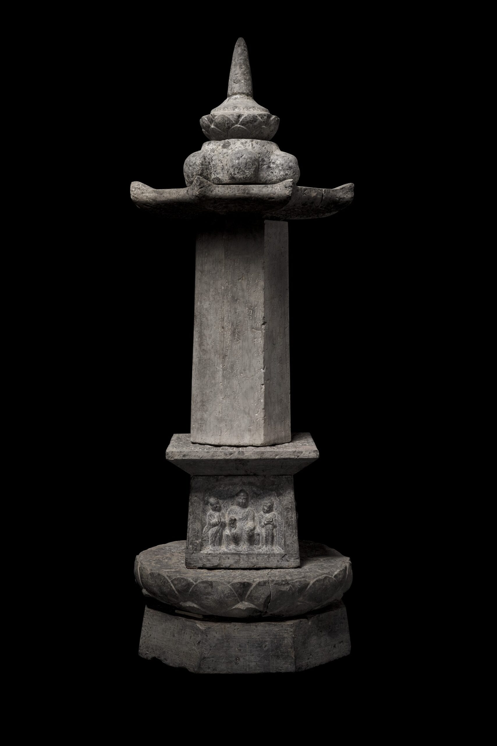 A scenic view of Qinhuangdao Dafo Ding Zunsheng Dharani Sutra Pillar