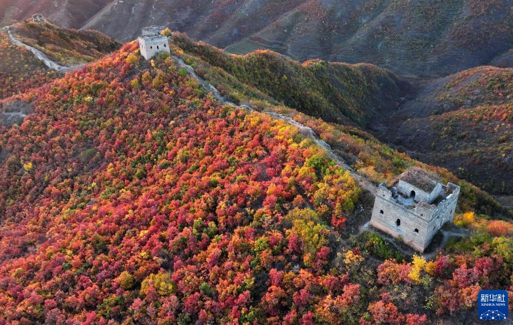 A scenic view of Qinhuangdao Great Wall Jiumentou