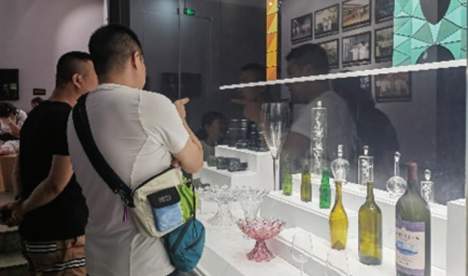 A scenic view of Qinhuangdao Yaohua Glass Factory Site