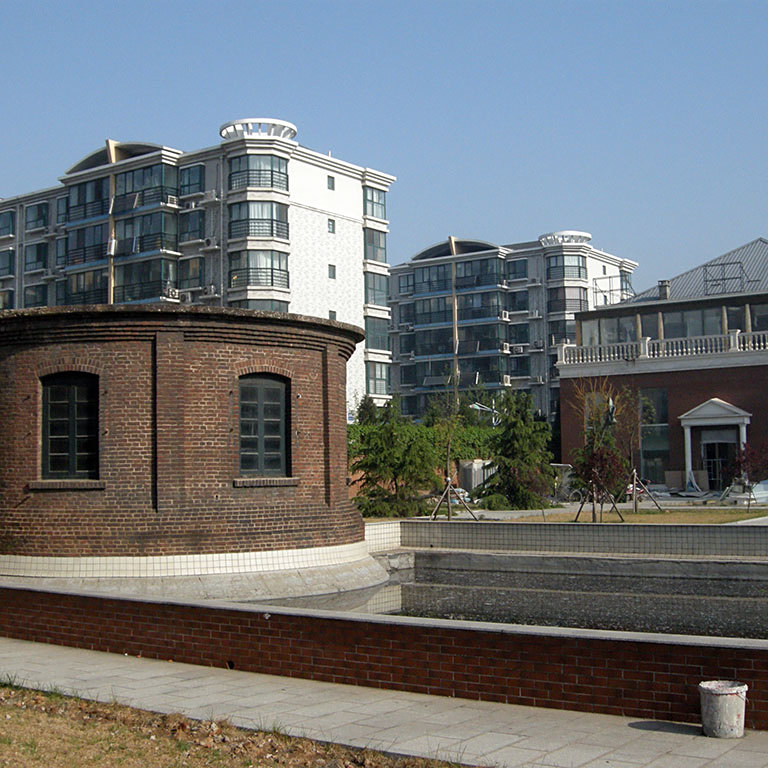 A scenic view of Qinhuangdao Yaohua Glass Factory Site