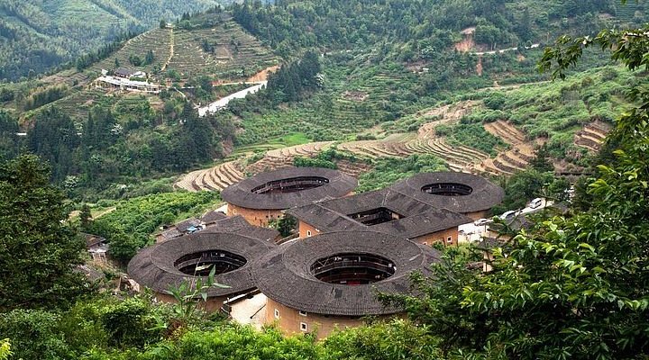 A scenic view of Quanzhou Qingshuiyan Si