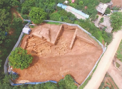 Exploring Qujing Batai Muqun: Top Attractions and Local Experiences in Yunnan