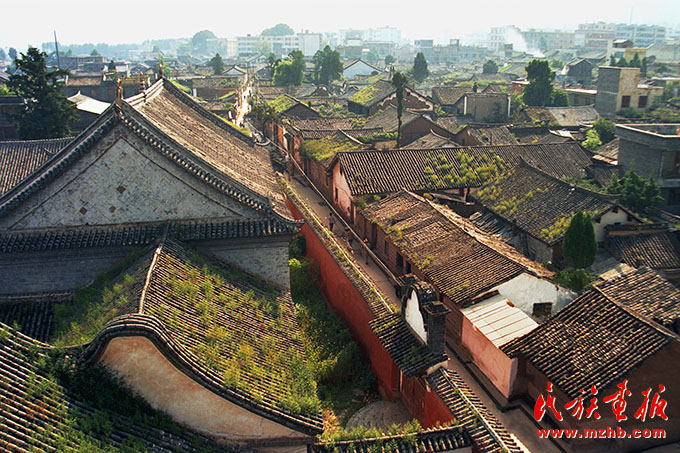 A scenic view of Qujing Huize Huiguan