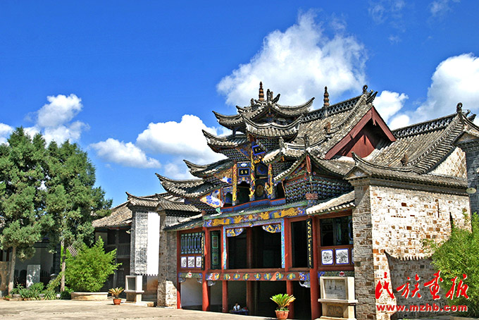 A scenic view of Qujing Huize Huiguan