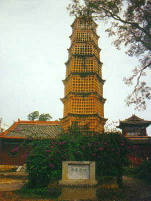 Exploring the Majestic Dajuesi Temple in Qujing: A Journey Through Yunnan’s Culture