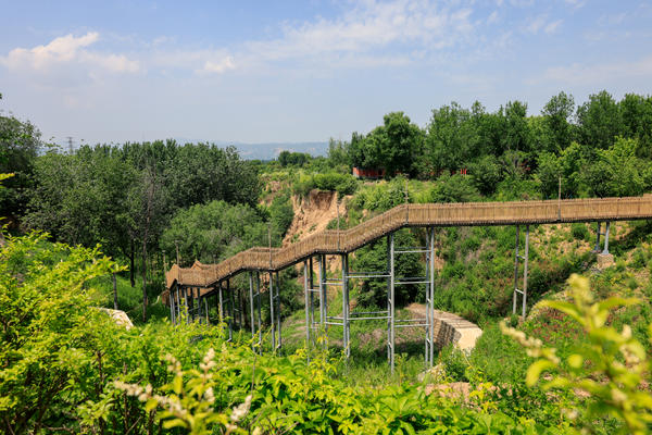 A scenic view of Sanmenxia Xinanguchengyizhi