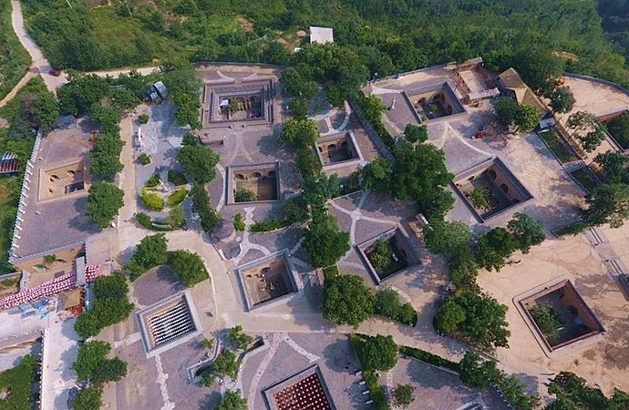 A scenic view of Sanmenxia Xinanguchengyizhi