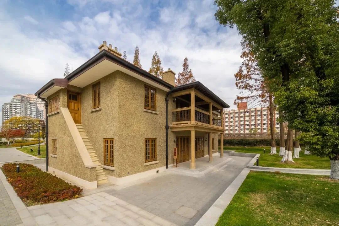 A scenic view of Shanghai Putuo Sheng Yuehan Daxue Jindai Jianzhu