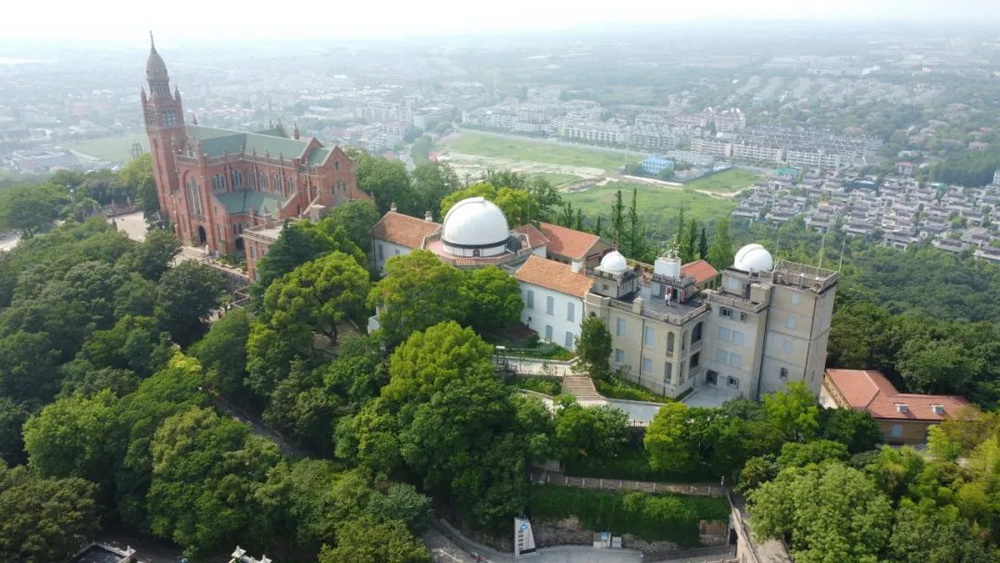 A scenic view of Shanghai Songjiang Sheshan Tianwentai