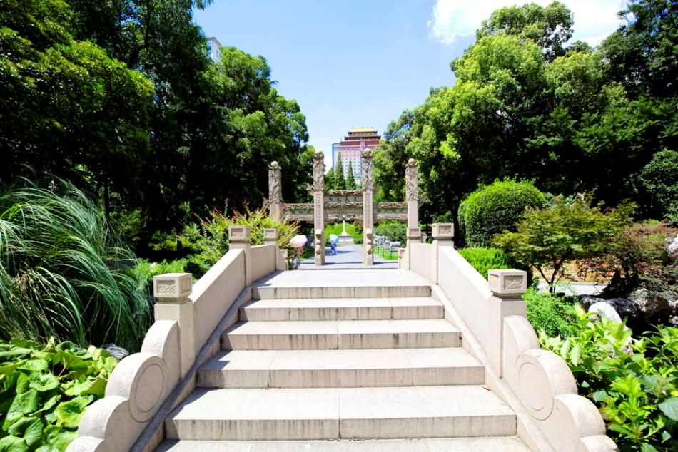 A scenic view of Shanghai Xuhui Xuguangqi Mu