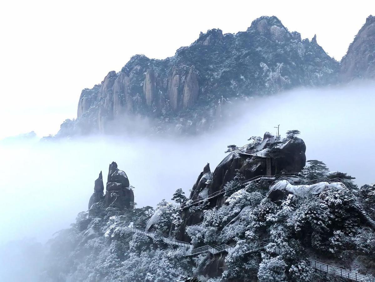 A scenic view of Shangrao Wufushan Yinqiankuang Yizhi