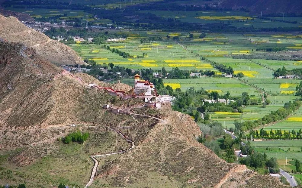 A scenic view of Shannan Jirulakang