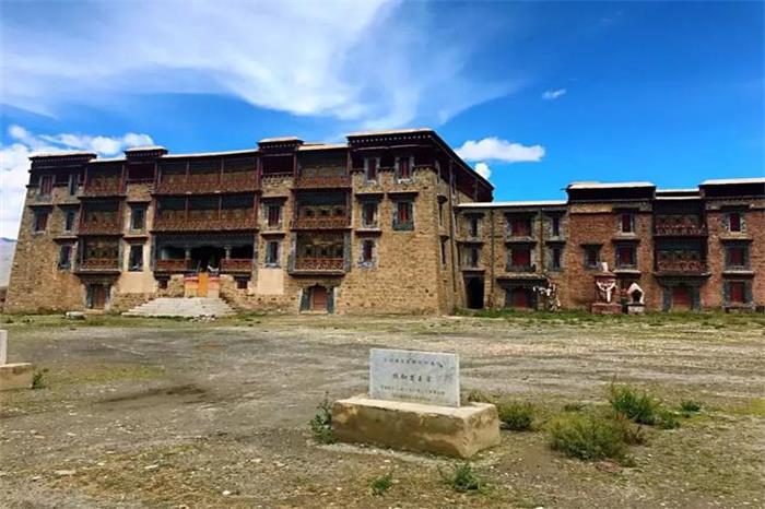 A scenic view of Shannan Lajiali Wanggong Yizhi