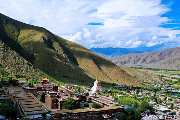 Cultural Treasures of Shannan Minzhulin Si: Your Ultimate Guide to Tibet’s Spiritual Heart