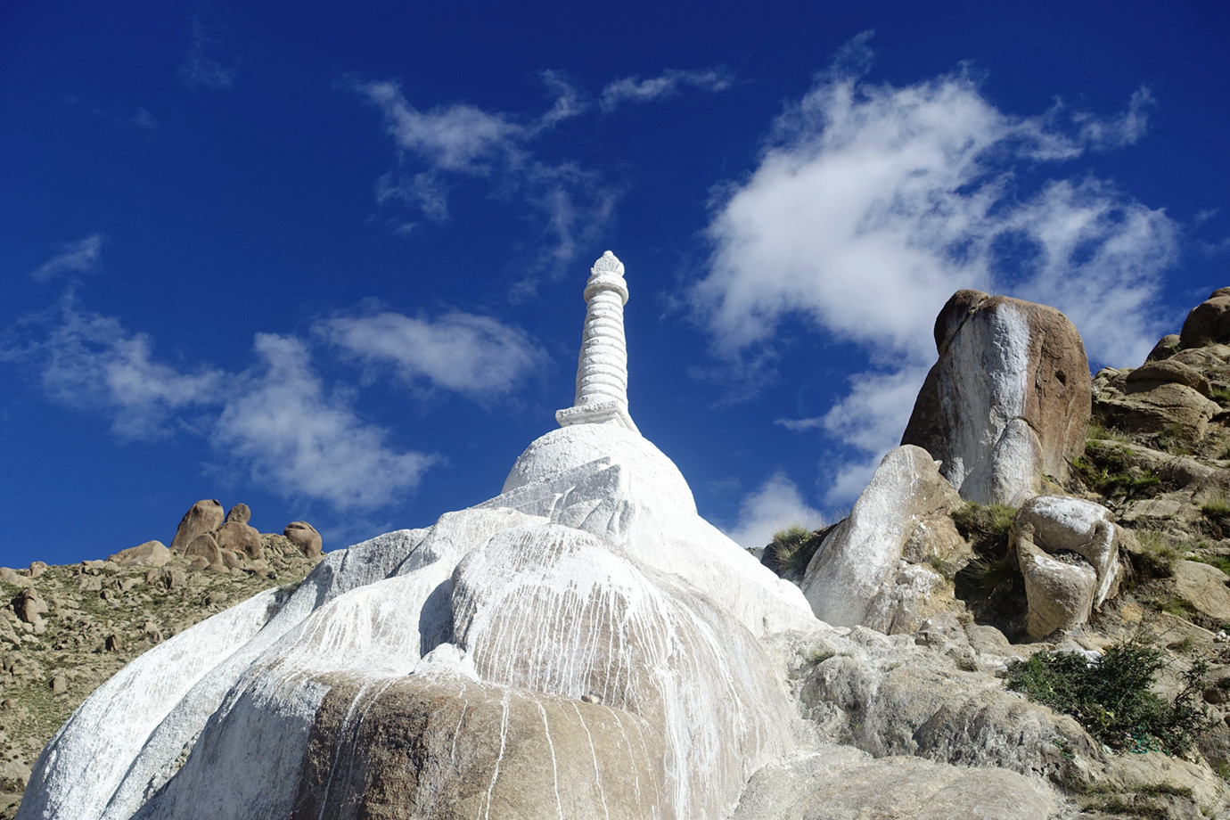A scenic view of Shannan Songka Shita