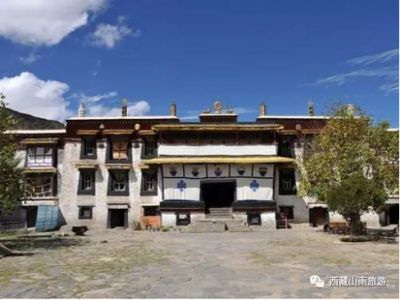 A scenic view of Shannan Zhongga Qude Si
