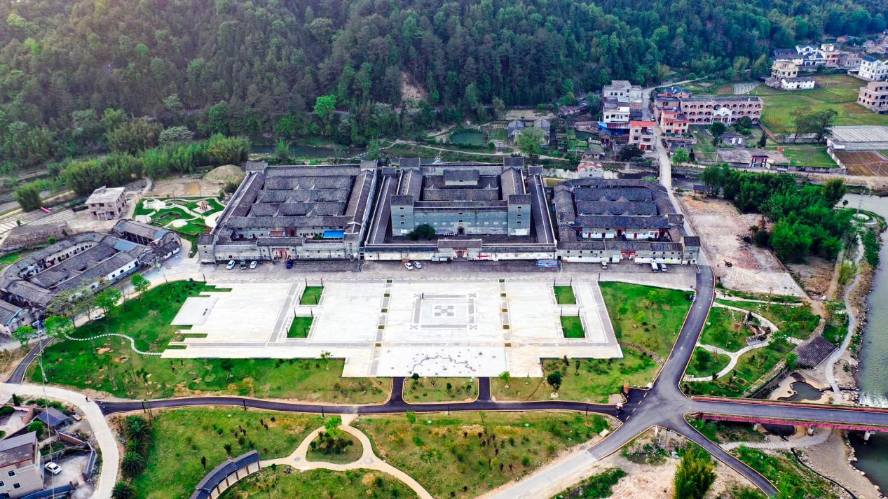 A scenic view of Shaoguan Mantangwei