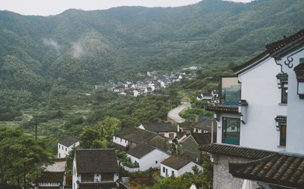 A scenic view of Shaoxing Sishi Guminju Jianzhuqun