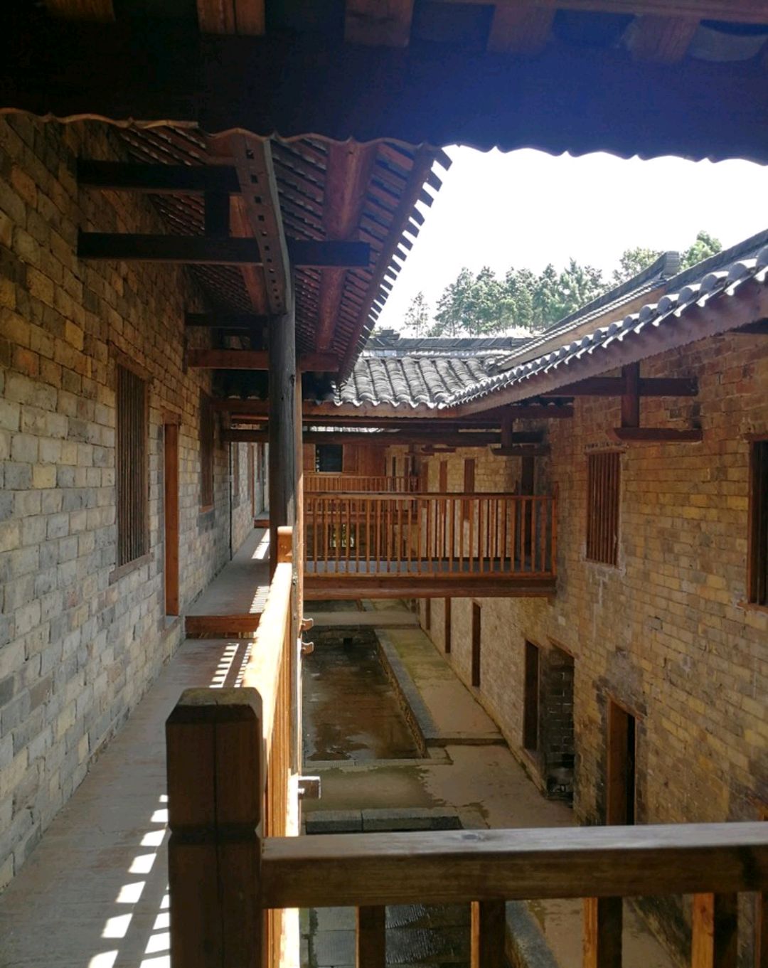 A scenic view of Shaoyang Yinjiatang