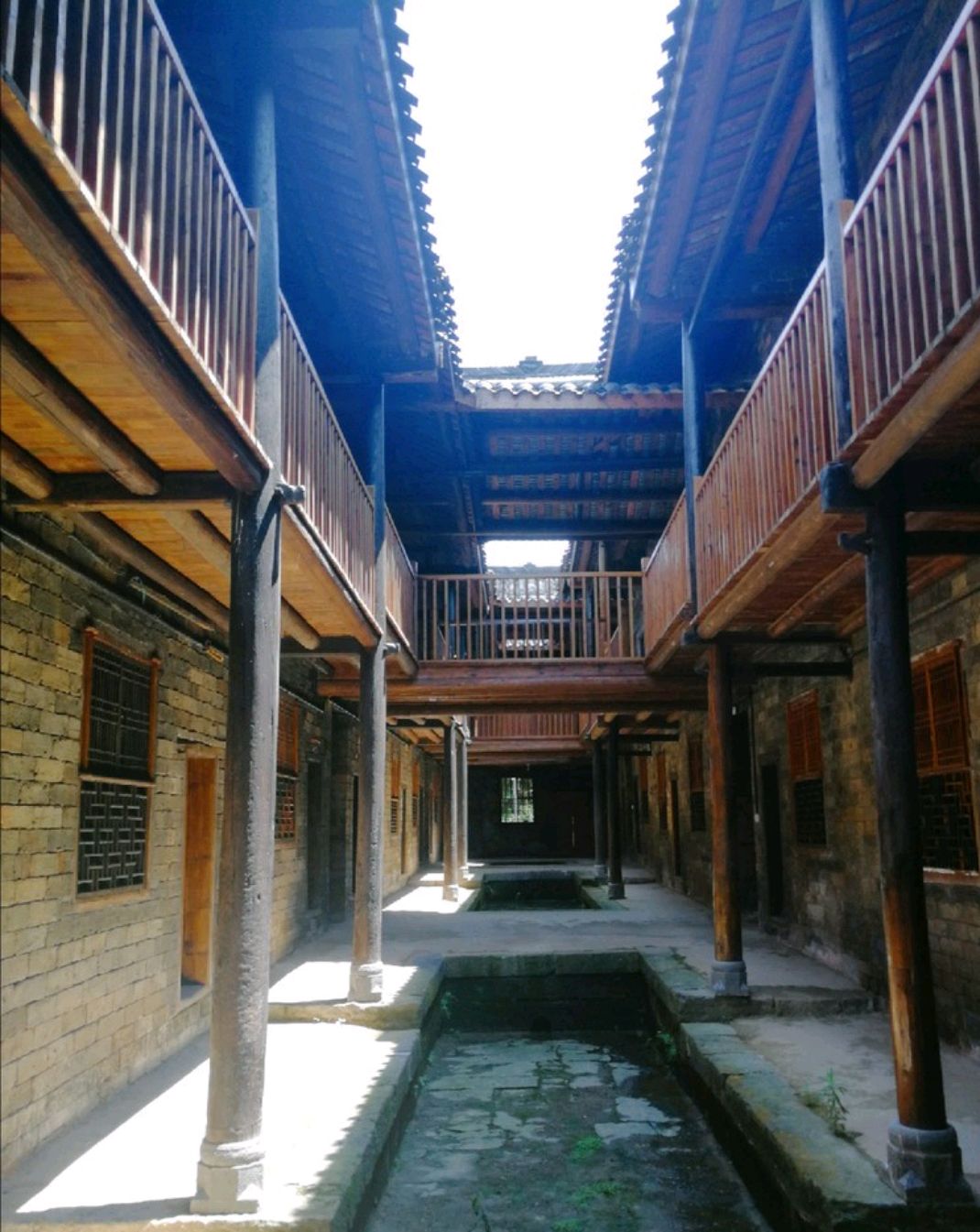 A scenic view of Shaoyang Yinjiatang