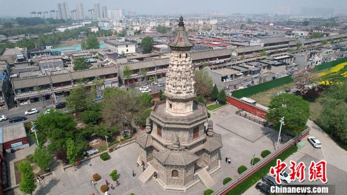 A scenic view of Shijiazhuang Guanghui Temple Flower Pagoda