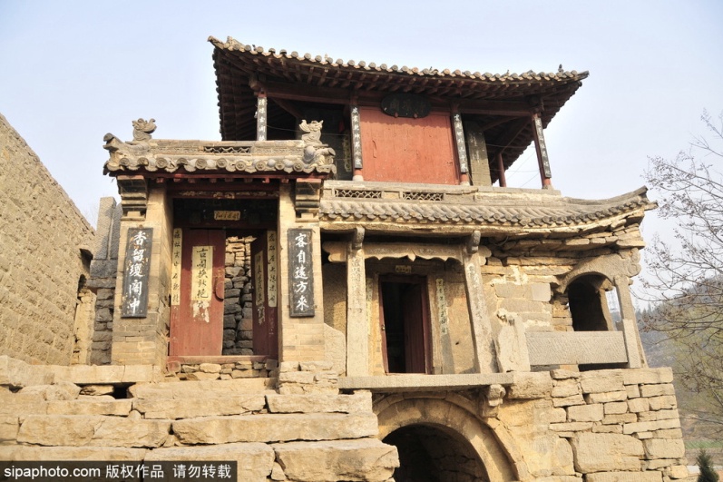 A scenic view of Shijiazhuang Jingxing Old City Wall