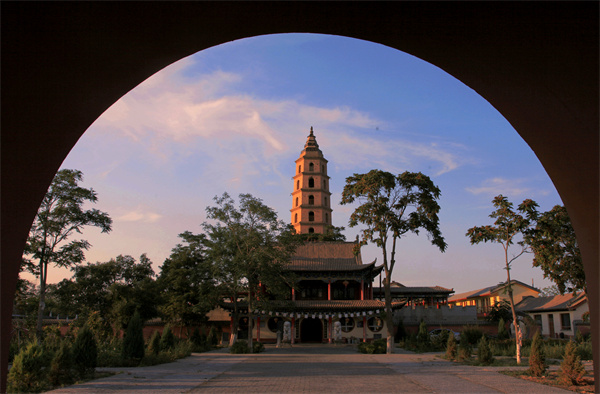 A scenic view of Shizuishan Shengweicheng Zhi