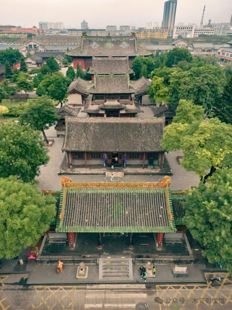 Spiritual Retreat in Shuozhou: Experience the Serenity of Jingtu Temple