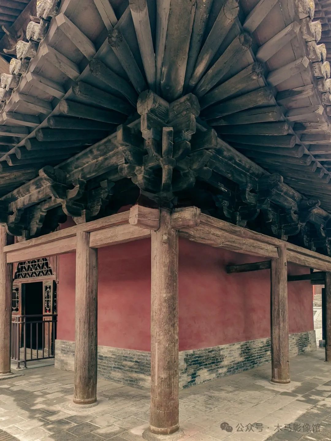 A scenic view of Shuozhou Jingtu Temple