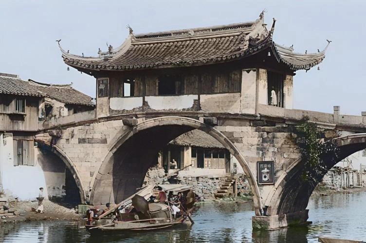 A scenic view of Suzhou Baodai Qiao