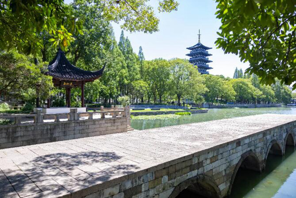 Exploring Suzhou’s Chuihong Duanqiao: A Scenic Bridge Steeped in History