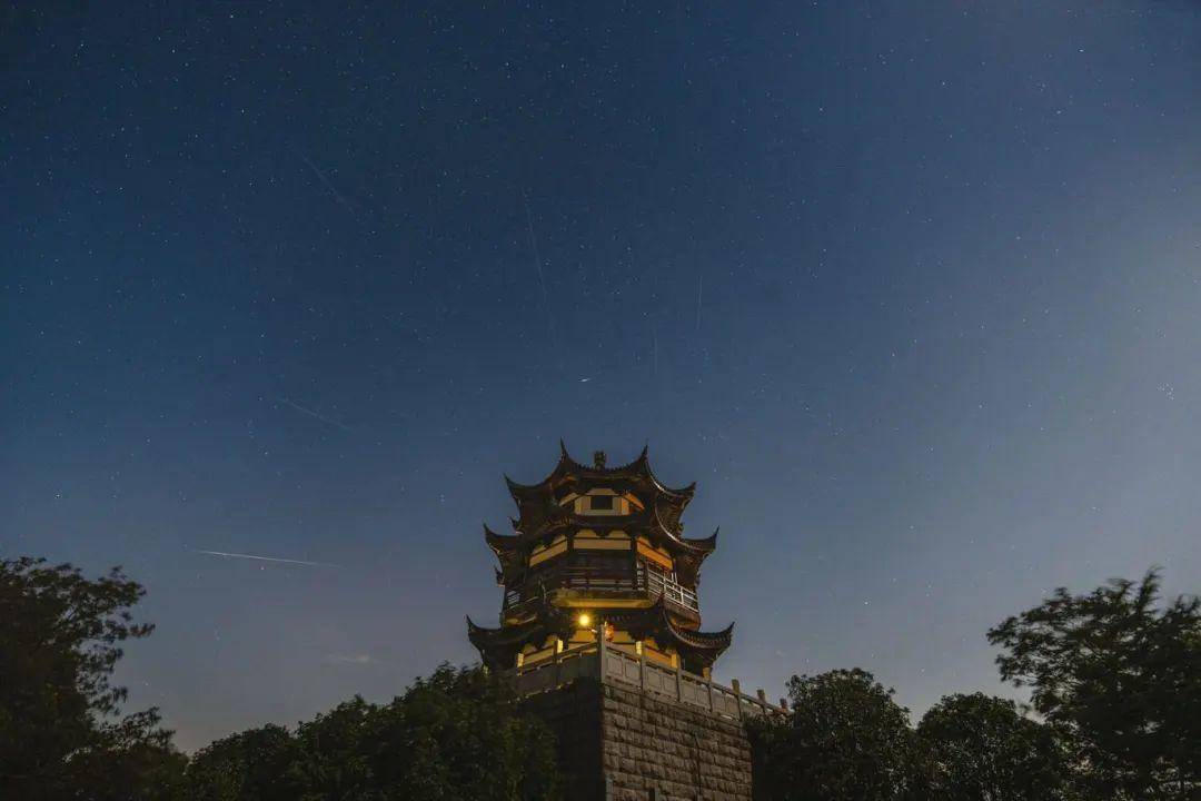 A scenic view of Suzhou Jusha Ta