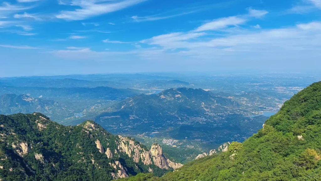 A scenic view of Taian Hongdingshan Moya