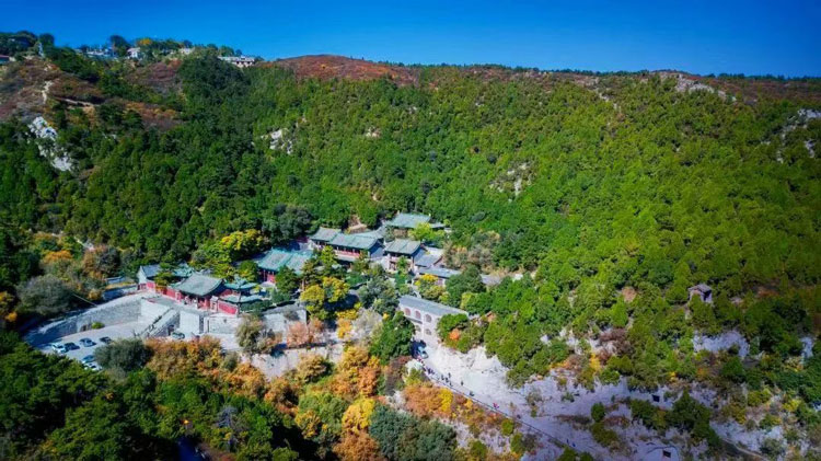 A scenic view of Taiyuan Duo Fu Temple