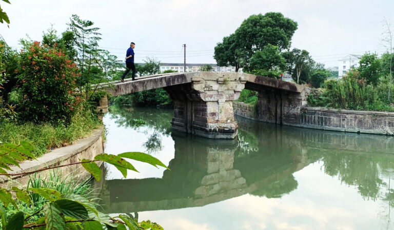 Top 10 Must-See Attractions in Taizhou Xinhe Zhaqiaoqun