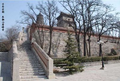 A scenic view of Tangshan Mengjiaquan Site