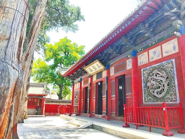 A scenic view of Tianshui Fuximiao