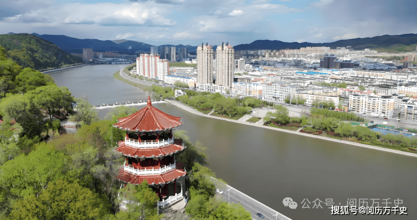 A scenic view of Tonghua Wandu Shancheng Yu Guonei Cheng