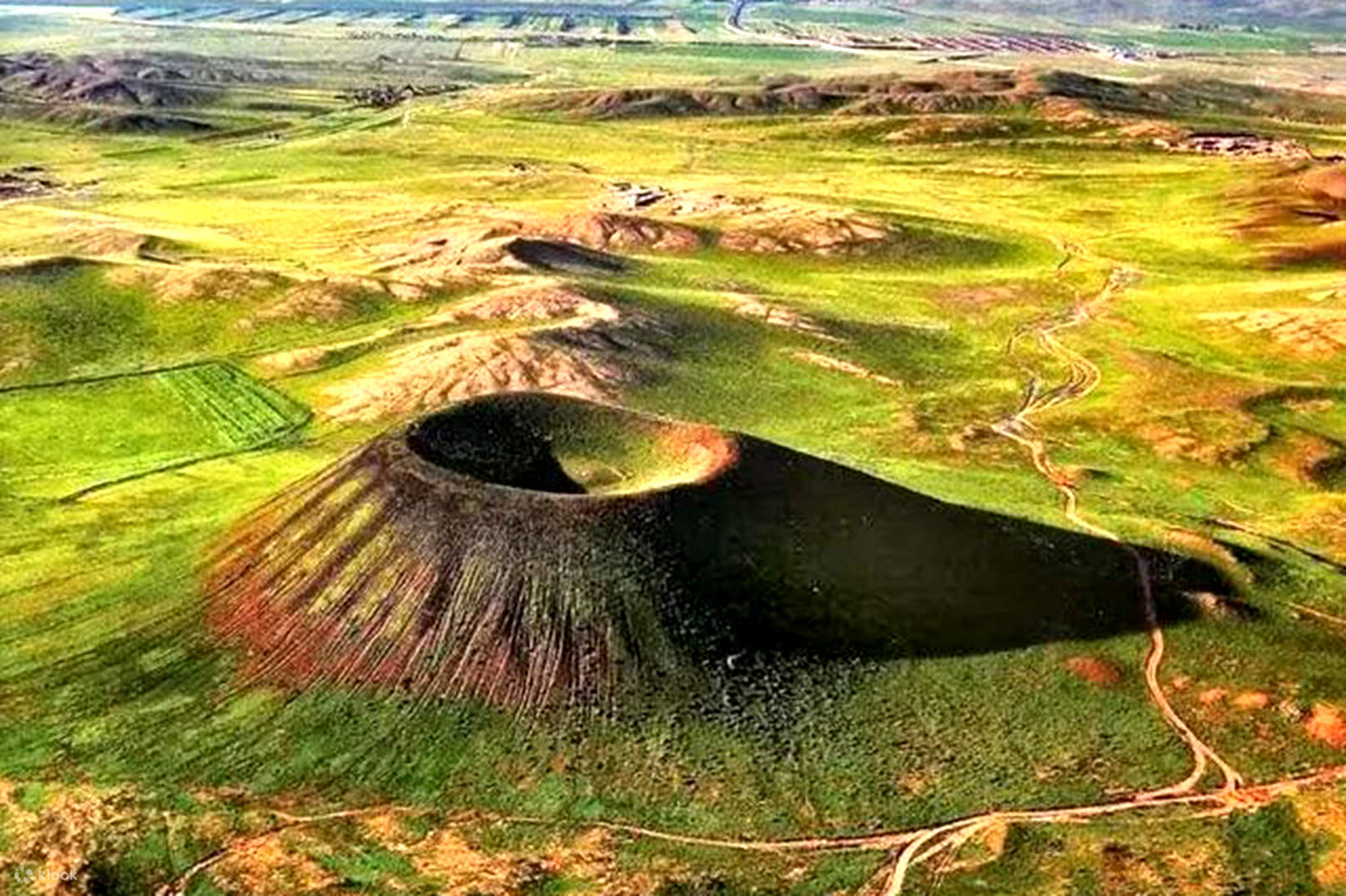 A scenic view of Ulanzab Daihaiyizhiqun