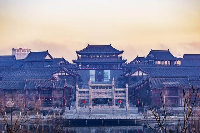 A scenic view of Weifang Dongzhenmiao Dadian Yizhi