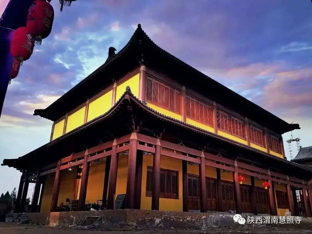 A scenic view of Weinan Huiche Temple South Pagoda
