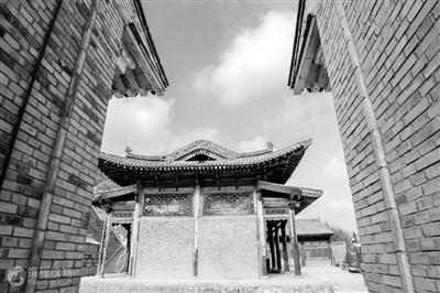 A scenic view of Weinan Mazhuang Huayan Temple