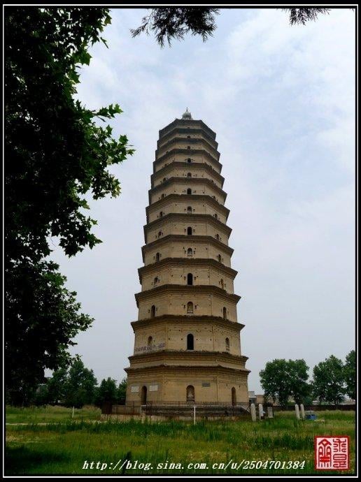 A scenic view of Weinan Pucheng Haiyuan Temple Pagoda