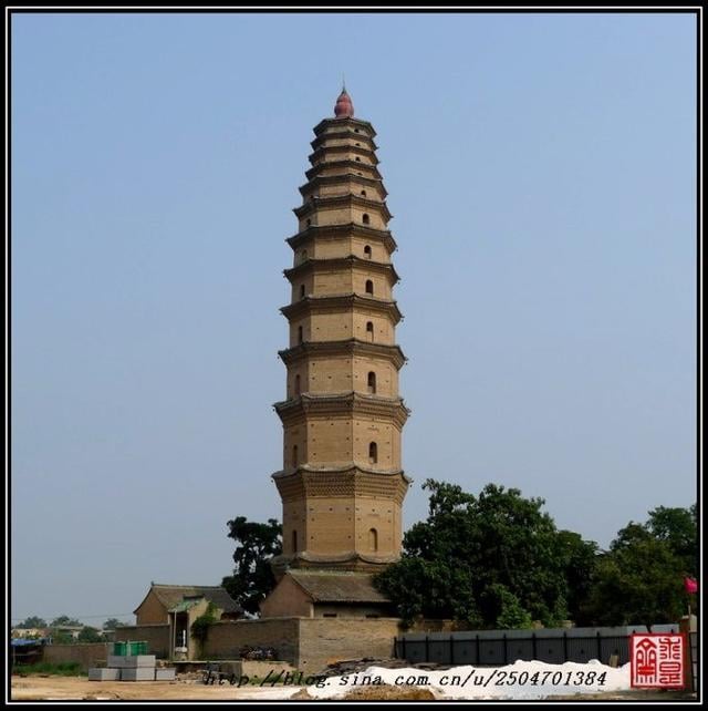 A scenic view of Weinan Pucheng Haiyuan Temple Pagoda