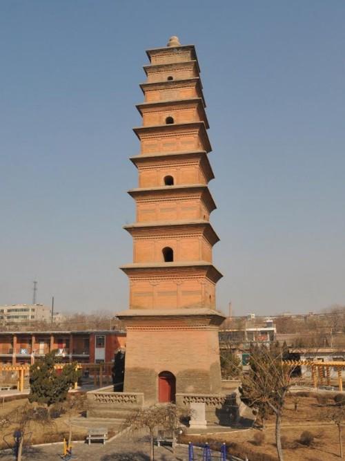 A scenic view of Weinan Pucheng Haiyuan Temple Pagoda