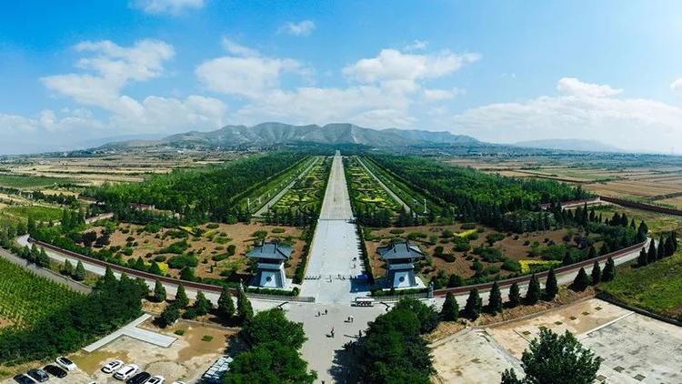 A scenic view of Weinan Qiaoling Mausoleum
