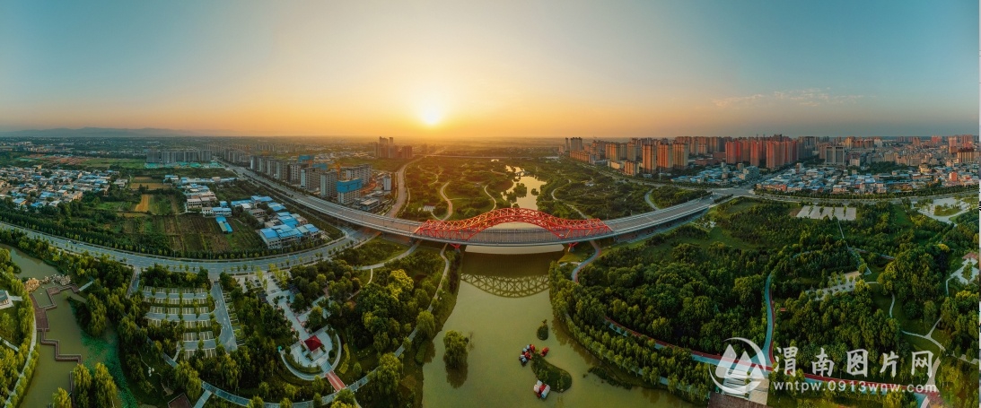 A scenic view of Weinan Qiaoshang Bridge